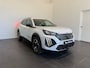 Peugeot 2008 1.2 Hybrid Allure l Automaat l Apple carplay & Android auto l Parkeersensoren l Camera