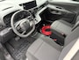 Opel Combo-e Electric L1 50kWh 136pk | ACTIE | 8 jaar garantie | 2-zits | Houten afwerking laadruimte | Multimedia | Draadloze Apple Carplay en Android Auto | Achteruitrijcamera | Parkeersensoren achter | Digital cockpit | Stuurwielbediening | Bestuurdersstoel comfort | Reservewiel en krik | Tweede sleutel met afstandsbediening | van €30.885 voor €24.995 ex. BTW rijklaar