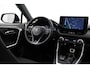 Toyota RAV4 2.5 Plug-in Hybrid AWD Style | Trekhaak (1.500 KG) | Dodehoek detectie | Head-up display | Apple Carplay / Android Auto | Verwarmbare voorruit | Stoel-/stuurverwarming | Adaptive Cruise | Keyless | Clima | Parkeersensoren voor/achter | Camera | 18 inch