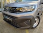Opel Combo-e Electric L2 50kWh 136pk | ACTIE | 0% financial lease | 8 jaar garantie | 2-zits | Houten afwerking laadruimte | Surround View Pakket | Winter Pakket | ECO LED koplampen | Multimedia | Draadloze Apple Carplay en Android Auto | Achteruitrijcamera | Parkeersensoren voor en achter | Dode hoek detectie | Digital cockpit | Lederen stuur met bediening | Bestuurdersstoel comfort | Stoelverwarming | Stuurverwarming | Tweede sleutel met afstandsbediening | Trekhaak voorbereiding | Reservewiel en krik | van €33.815 voor €28.495 ex. BTW rijklaar