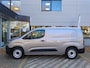 Opel Combo-e Electric L2 50kWh 136pk | ACTIE | 0% financial lease | 8 jaar garantie | 2-zits | Houten afwerking laadruimte | Surround View Pakket | Winter Pakket | ECO LED koplampen | Multimedia | Draadloze Apple Carplay en Android Auto | Achteruitrijcamera | Parkeersensoren voor en achter | Dode hoek detectie | Digital cockpit | Lederen stuur met bediening | Bestuurdersstoel comfort | Stoelverwarming | Stuurverwarming | Tweede sleutel met afstandsbediening | Trekhaak voorbereiding | Reservewiel en krik | van €33.815 voor €28.495 ex. BTW rijklaar