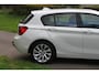BMW 1-Serie 118i Business+ Sport / Airco / Stoelverwarming / Sportvelgen / Parkeersensoren voor en achter / enz.