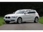 BMW 1-Serie 118i Business+ Sport / Airco / Stoelverwarming / Sportvelgen / Parkeersensoren voor en achter / enz.
