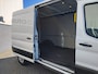 Ford Transit 350 2.0TDCI 130PK Euro 6 L3H2 3-Persoons Camera Stoelverwarming Airco Cruise Control Bluetooth Pdc Voorruit verwarmbaar Wandbetimmering Schuifdeur Wifi Dealeronderhouden