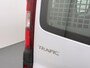 Renault Trafic 2.0DCi 120PK T29 Euro 6 3-Persoons 2X Schuifdeur Trekhaak Navi Airco Bluetooth Cruise Control DAB L1H1 Betonplex vloer Wandbetimmering 2.000KG Trekgewicht 1e Eigenaar Origineel Nederlandse Auto