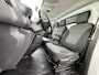 Renault Trafic 2.0DCi 120PK T29 Euro 6 3-Persoons 2X Schuifdeur Trekhaak Navi Airco Bluetooth Cruise Control DAB L1H1 Betonplex vloer Wandbetimmering 2.000KG Trekgewicht 1e Eigenaar Origineel Nederlandse Auto