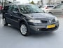 Renault Megane Grand Tour 2.0-16V Tech Line/ airco/ trekhaak/ NAP/ Goed onderhouden Nieuwe APK. 6 maanden garantie