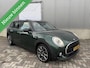 MINI Clubman 1.5 Cooper Chili Serious Business 2019 / Panodak / Carplay / Harman Kardon / Camera / Dealeronderhouden 1e eigenaar