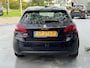 Peugeot 308 1.2 PureTech Allure/automaat/airco/cruise/NAP/Camra/Stoel verwarming/12 Maanden garantie