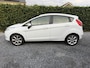 Ford Fiesta 1.25 Titanium | Autom. Airco | Cruise Control | LMV | PDC | 5 Deuren | Goed onderhouden! | APK tot 03-08-2027!