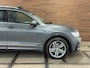 Volkswagen Tiguan 2.0 TSI 4Motion R-Line | Panorama | Keyless | LED | Elektrische Trekhaak | Winterpakket | 180pk