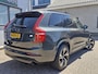 Volvo XC90 T8 Recharge AWD R-Design | Lounge Pack (audio installatie premium, elektrisch glazen schuif-/kanteldak) Premium Audio by Harman Kardon