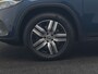 Mercedes-Benz EQA 250 Business Solution Luxury 67 kWh 190pk Dealer O.H | Trekhaak Af Fabriek | Panodak | Camera | Sportstoelen Verwarmd | Head Up | Keyless | Blis | Sfeerverlichting | DAB | Park Assist | Navigatie | 18"L.M