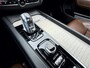 Volvo XC60 2.0 T8 Twin Engine AWD Inscription Panoramadak, Trekhaak, 360 camera