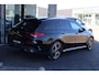 Mercedes-Benz CLA Shooting Brake 250 e AMG Night | Ambient | Multibeam | CarPlay | Camera | El.klep | Stoelverwarming | 18” | Navi | Sensoren | Clima
