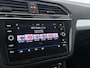Volkswagen Tiguan 1.5 TSI ACT Highline | Trekhaak | Stoelverwarming | Navigatie |