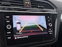 Volkswagen Tiguan 1.5 TSI ACT Highline | Trekhaak | Stoelverwarming | Navigatie |