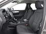 Volvo XC40 1.5 T2 Business Pro | 1e eigenaar | Trekhaak | Carplay | Navigatie | Adaptive cruise | Side Assist | Full LED | Climate control | Keyless | Parkeerhulp | Bluetooth | 19'' lichtmetalen velgen