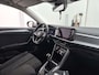 Volkswagen T-Roc 1.0 TSI Life 110 PK| Origineel Nederlands | Navigatie | Achteruitrijcamera | Privacy Glass | Parkeersensoren | Apple Carplay