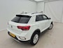 Volkswagen T-Roc 1.0 TSI Life 110 PK| Origineel Nederlands | Navigatie | Achteruitrijcamera | Privacy Glass | Parkeersensoren | Apple Carplay