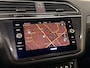 Volkswagen Tiguan 1.5 TSI ACT Highline *ACC*STOELVERWARMING*APPLE/ANDROID AUTO*R-LINE*