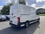 MAN e-TGE eTGE Basis 36 kWh L3 H3 (2-Fase) {SoH-88%} Aut. *HEATPUMP | NAVI-FULLMAP | AIRCO | CRUISE | CAMERA | HEATED-ERGO-SEATS | PDC | DAB | WIFI | FULL-LED | 3-PERS |  CCS-FASTLOADER*