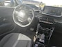 Peugeot e-208 EV Allure Pack 50 kWh | Fase 3 laden | Navi by app | Stoelverwarming | Camera | Apple carplay | NL auto |
