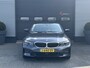 BMW 3-Serie 320i xDrive High Executive Edition | Navigatie | Head-Up Display | DAB | Privacy Glass | Lederen Bekleding |