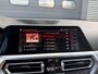 BMW 3-Serie 320i xDrive High Executive Edition | Navigatie | Head-Up Display | DAB | Privacy Glass | Lederen Bekleding |
