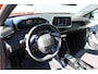 Peugeot e-2008 EV Style 50 kWh SOH 97,3 % | Cruise Control | Apple Carplay & Android Auto | Parkeercamera | Climate Control
