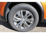 Peugeot e-2008 EV Style 50 kWh SOH 97,3 % | Cruise Control | Apple Carplay & Android Auto | Parkeercamera | Climate Control