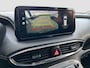 Hyundai Santa Fe 1.6 T-GDI HEV 230pk Comfort Smart 7p. | Camera | Trekhaak | Carplay | Premium Audio | Leder | Adaptive cruise controle | Dodehoek detectie | Elektrische voorstoelen | Navigatie | Stoelverwarming