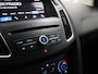 Ford Focus Wagon 1.0 Trend Trend 100PK/74KW Trekhaak, cruise met ASLD, apple carplay/android auto, Parkeersensor achter Een ruime auto die ideaal is voor dagelijks gebruik. Dankzij de ruime kofferbak is er genoeg plek voor bagage en boodschappen. De auto rijdt comfortabel en is voorzien van een zuinige 1.0 ben