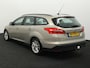Ford Focus Wagon 1.0 Trend Trend 100PK/74KW Trekhaak, cruise met ASLD, apple carplay/android auto, Parkeersensor achter Een ruime auto die ideaal is voor dagelijks gebruik. Dankzij de ruime kofferbak is er genoeg plek voor bagage en boodschappen. De auto rijdt comfortabel en is voorzien van een zuinige 1.0 ben