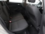 Ford Focus Wagon 1.0 Trend Trend 100PK/74KW Trekhaak, cruise met ASLD, apple carplay/android auto, Parkeersensor achter Een ruime auto die ideaal is voor dagelijks gebruik. Dankzij de ruime kofferbak is er genoeg plek voor bagage en boodschappen. De auto rijdt comfortabel en is voorzien van een zuinige 1.0 ben