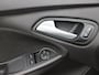 Ford Focus Wagon 1.0 Trend Trend 100PK/74KW Trekhaak, cruise met ASLD, apple carplay/android auto, Parkeersensor achter Een ruime auto die ideaal is voor dagelijks gebruik. Dankzij de ruime kofferbak is er genoeg plek voor bagage en boodschappen. De auto rijdt comfortabel en is voorzien van een zuinige 1.0 ben