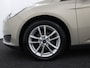 Ford Focus Wagon 1.0 Trend Trend 100PK/74KW Trekhaak, cruise met ASLD, apple carplay/android auto, Parkeersensor achter Een ruime auto die ideaal is voor dagelijks gebruik. Dankzij de ruime kofferbak is er genoeg plek voor bagage en boodschappen. De auto rijdt comfortabel en is voorzien van een zuinige 1.0 ben