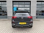 Volkswagen T-Roc 1.5 TSI 150 pk Style | Trekhaak | Stoelverwarming | Cruise control adaptief | Stoel verwarming |