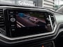 Volkswagen T-Roc 1.5 TSI 150 pk Style | Trekhaak | Stoelverwarming | Cruise control adaptief | Stoel verwarming |