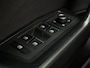 Volkswagen T-Roc 1.5 TSI 150 pk Style | Trekhaak | Stoelverwarming | Cruise control adaptief | Stoel verwarming |