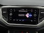 Volkswagen T-Roc 1.5 TSI 150 pk Style | Trekhaak | Stoelverwarming | Cruise control adaptief | Stoel verwarming |