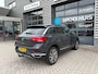 Volkswagen T-Roc 1.5 TSI 150 pk Style | Trekhaak | Stoelverwarming | Cruise control adaptief | Stoel verwarming |