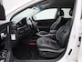 Kia Niro EV e-Niro ExecutiveLine 64 kWh | Apple Carplay / Android Auto | Stoelverwarming | Stoelventilatie | Achteruitrijcamera | Parkeersensoren |
