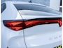CUPRA Tavascan 82 kWh Endurance | Warmtepomp | Stoelverwarming | Achteruitrijcamera | Parkeersensoren | Parkeerassistent | Keyless Entry | Elektrische Achterklep | Cruise Control Adaptief | Dodehoekdetectie | Navigatie | Apple Carplay | Android Auto | Lichtmetalen Velgen 19 inch