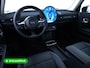 MINI Cooper 5-Deurs 1.5 C Black 5 drs. | Stoel- & Stuurverw. | Leer | Cruise | Camera | Navigatie | App. connect | 17"LMV | All season banden, Draadloze tel. lader, Led, DAB