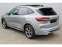 Ford Kuga 2.5-243pk PHEV ST-Line X. Febr. 2026, slechts 14.000km ! Autm. airco dual, elektr. panodak, elektr. trekhaak, elektr. achterklep, leer/alcantara, klep, LED verl., navigatie, telefoonvoorb., stoel-, stuur-, voorraam- en achterbankverw., side- en lan
