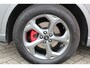 Ford Kuga 2.5-243pk PHEV ST-Line X. Febr. 2026, slechts 14.000km ! Autm. airco dual, elektr. panodak, elektr. trekhaak, elektr. achterklep, leer/alcantara, klep, LED verl., navigatie, telefoonvoorb., stoel-, stuur-, voorraam- en achterbankverw., side- en lan