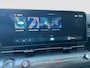 Hyundai Kona 1.6 GDI HEV 138pk Comfort 18" | Camera | Climate controle | Adaptive cruise controle | Dodehoekdetectie | Stoelverwarming | Stuurverwarming | Parkeersensoren