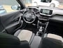 Peugeot e-2008 EV GT Pack 50 kWh | Fase 3 laden | Panorama/schuifdak | Stoelverwarming | All season | 18 Inch | NL auto |