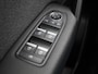 Renault Captur 1.6 E-Tech full hybrid 145 techno | Pack Winter | Camera | Adaptieve Cruise Control | PDC Rondom | 18" LMV | Android Automotive | LED Pure Vision | Keyless | Licht- & Regensensor | Privacy Glass | Draadloze Apple Carplay & Android Auto
